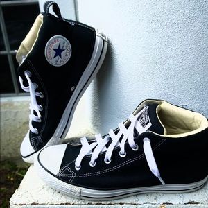 Chuck Taylor All Star Street Mid-top Sneakers